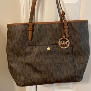 MICHAEL KORS Jet Set large signature print brown tote